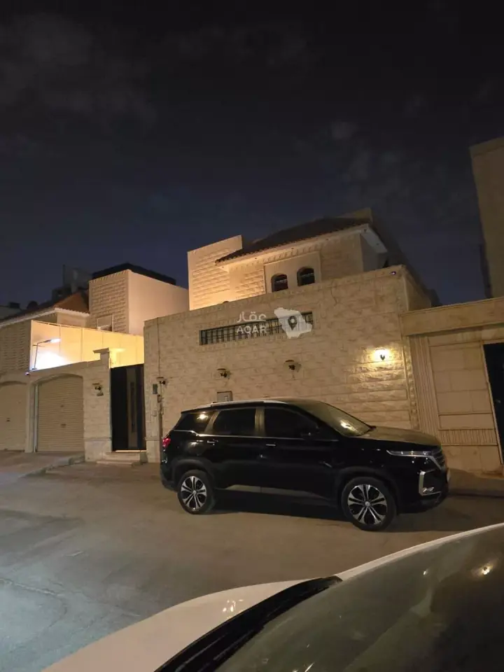 5 bedroom villa in Al Wadi, Riyadh 2