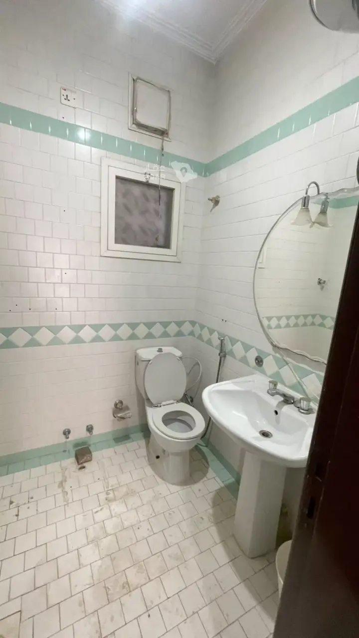 7 bedroom villa in Al Wahah, Riyadh 2