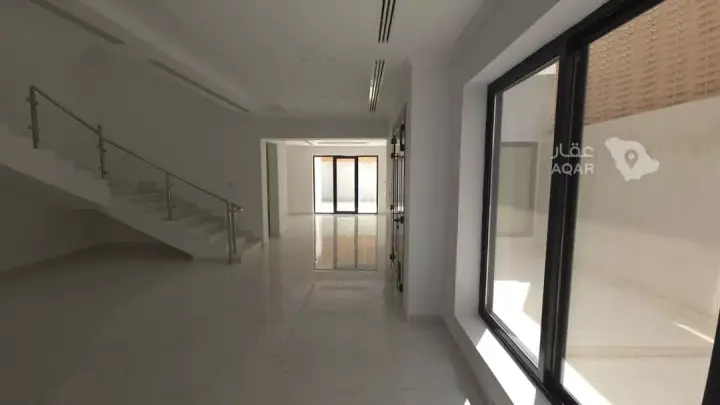 4 bedroom villa in As Sadafah, Eastern Province 8