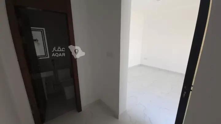 4 bedroom villa in As Sadafah, Eastern Province 2