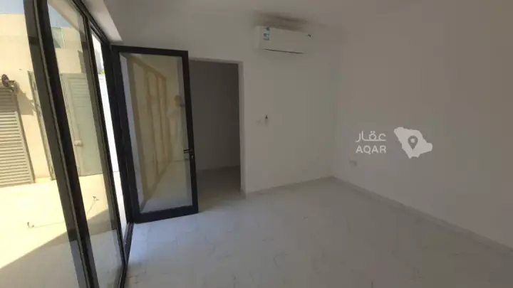 4 bedroom villa in As Sadafah, Eastern Province 3