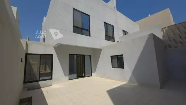 4 bedroom villa in As Sadafah, Eastern Province 13