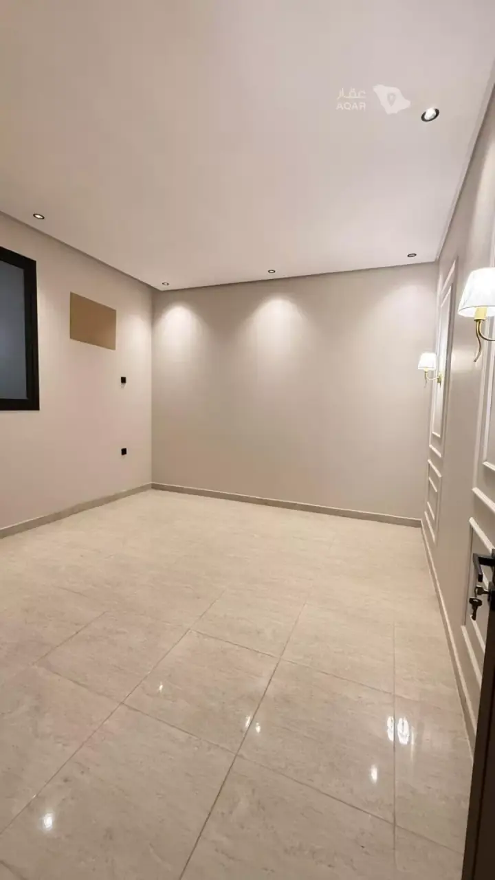 3 bedroom apartment in As Suways, Jazan 9