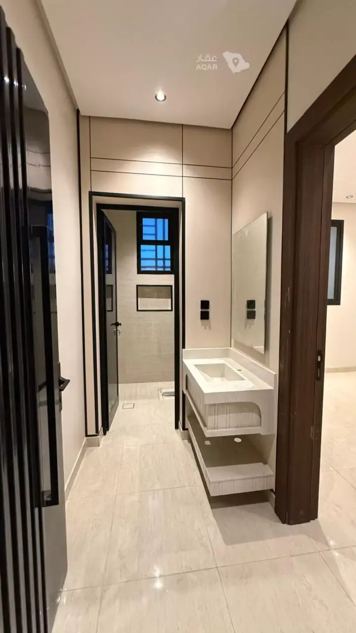 3 bedroom apartment in As Suways, Jazan 8