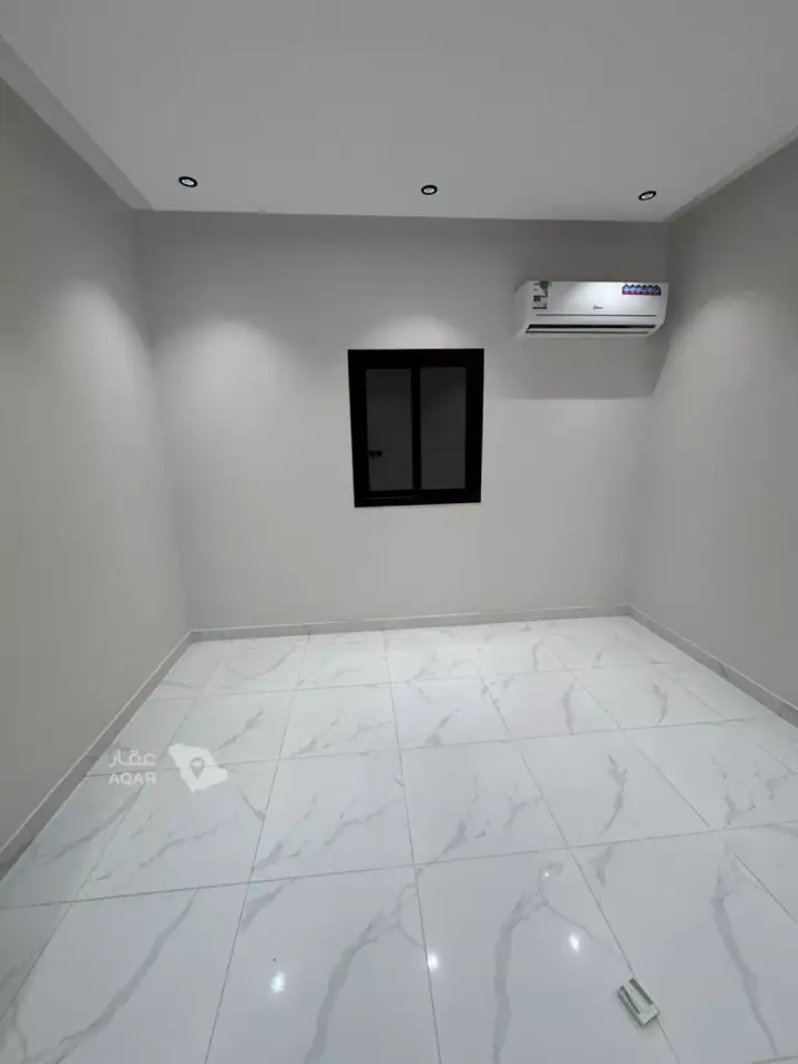 5 bedroom apartment in As Suways, Jazan 2