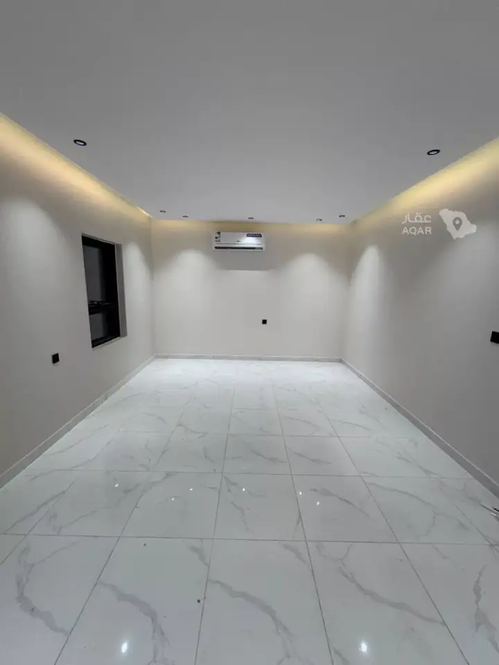 5 bedroom apartment in As Suways, Jazan 15