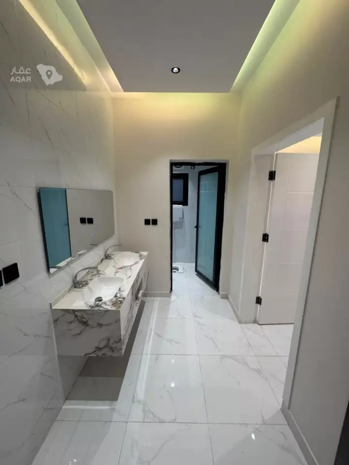 5 bedroom apartment in As Suways, Jazan 14