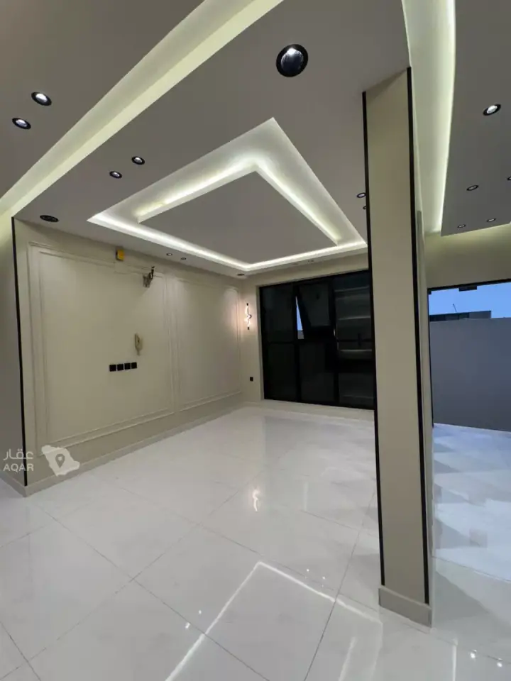 5 bedroom apartment in As Suways, Jazan 18