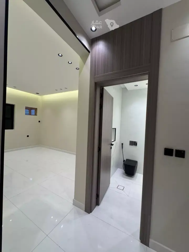 5 bedroom apartment in As Suways, Jazan 17