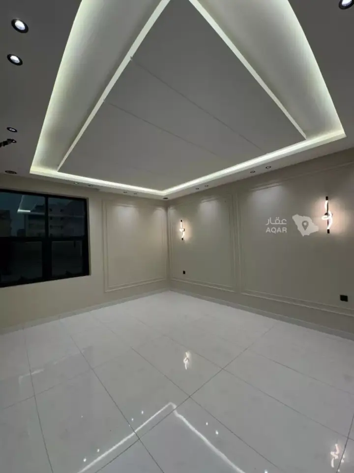 5 bedroom apartment in As Suways, Jazan 12