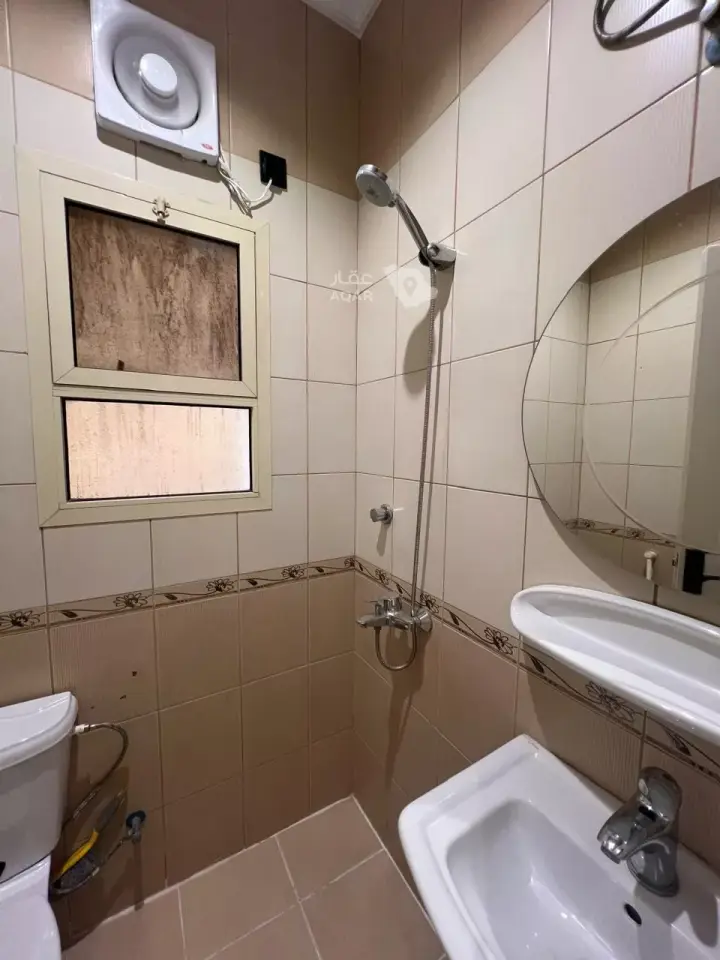 5 bedroom apartment in Bani Malik, Jeddah 8