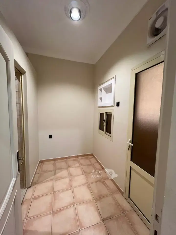 5 bedroom apartment in Bani Malik, Jeddah 11