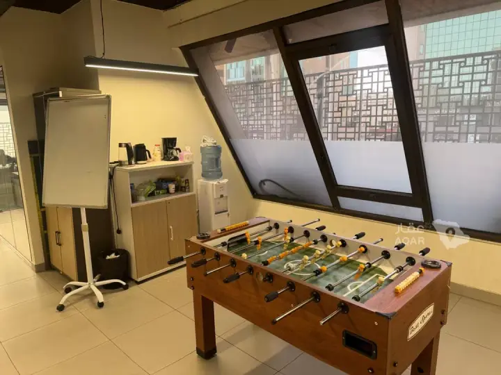 4 bedroom office in Al Aziziyah, Jeddah 11