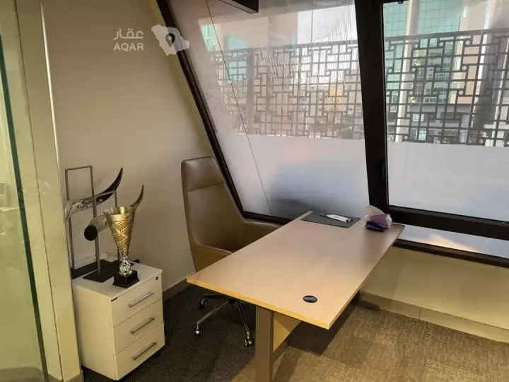 4 bedroom office in Al Aziziyah, Jeddah 16
