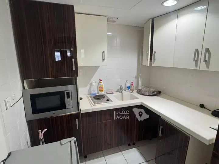 4 bedroom office in Al Aziziyah, Jeddah 12