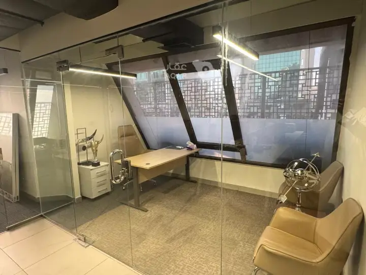4 bedroom office in Al Aziziyah, Jeddah 17