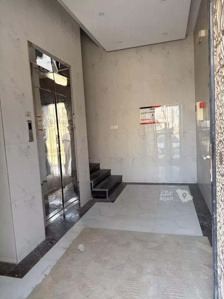 2 bedroom office in Al Mahdiyyah, Riyadh 3
