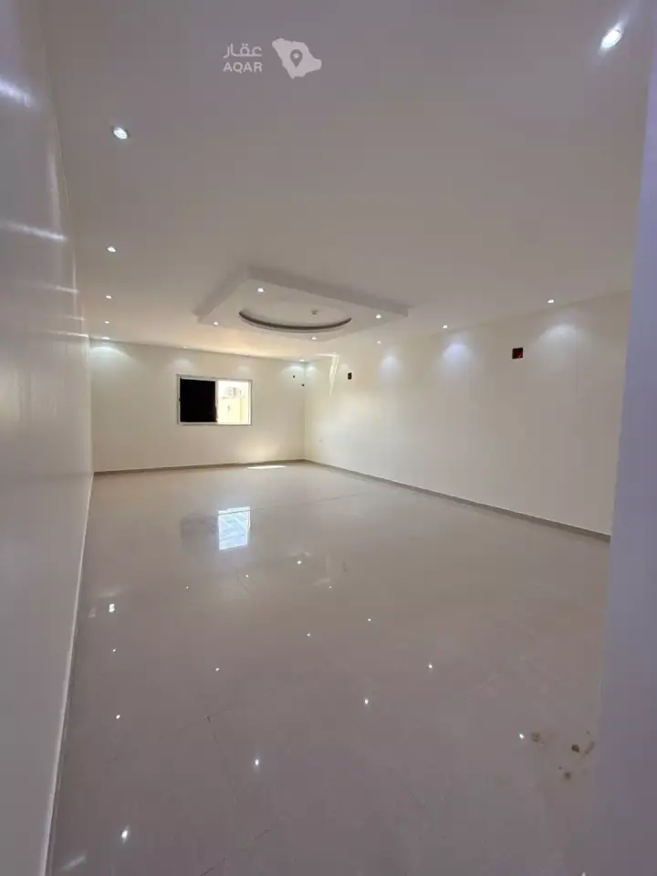2 bedroom office in Al Mahdiyyah, Riyadh 8