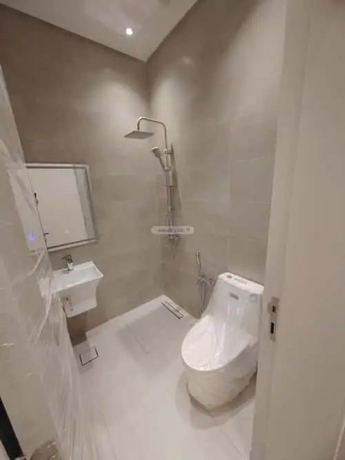 4 bedroom apartment in Al Munsiyah, Riyadh 4