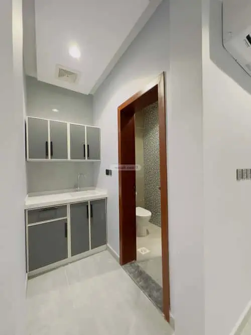 1 bedroom apartment in Al Safaa, Jeddah 3