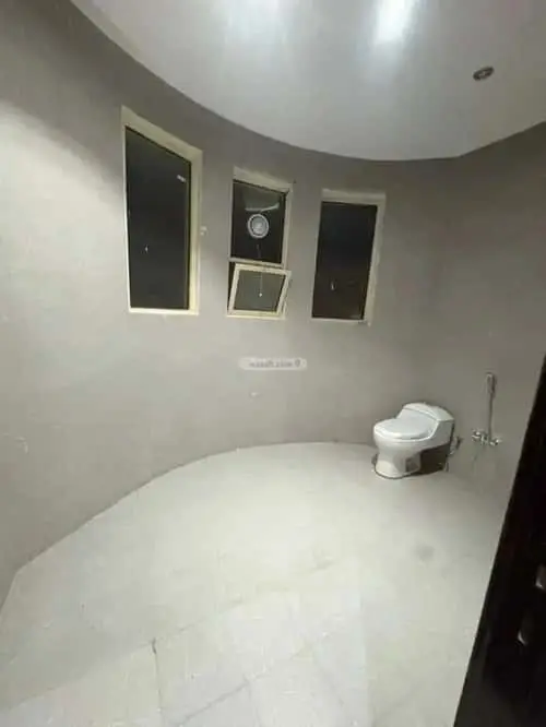 5 bedroom apartment in Al Nadwah, Riyadh 12