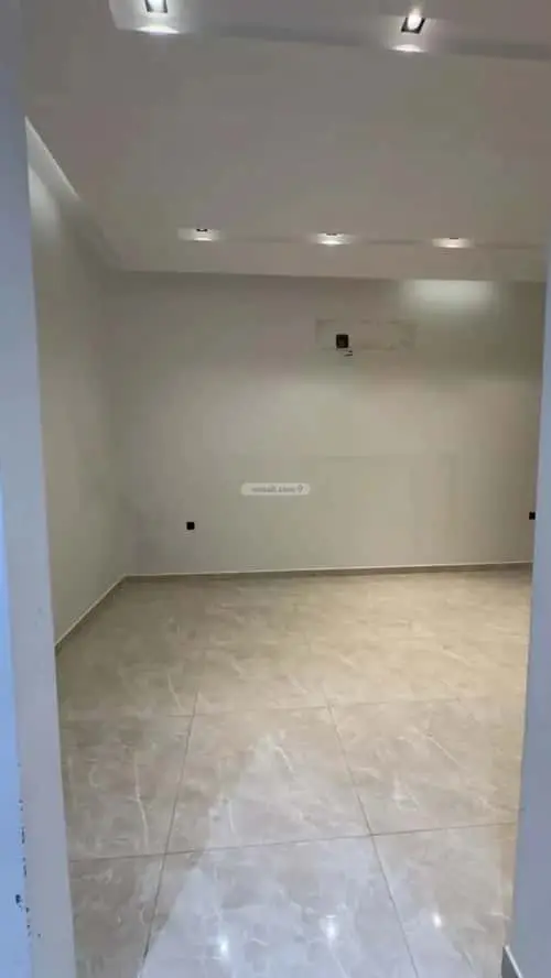3 bedroom villa in Al Bayan, Riyadh 7