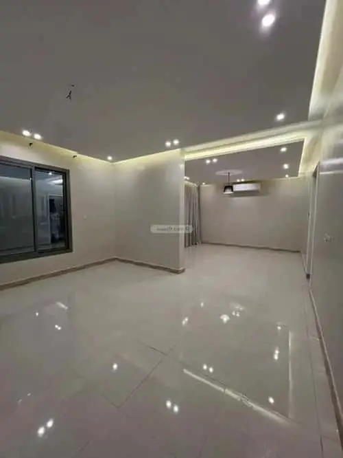 5 bedroom apartment in Al Sawari, Jeddah 2