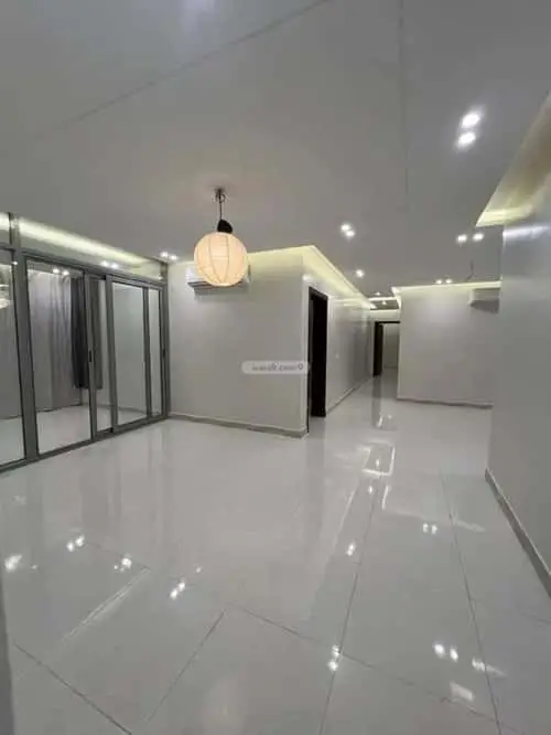 5 bedroom apartment in Al Sawari, Jeddah 6