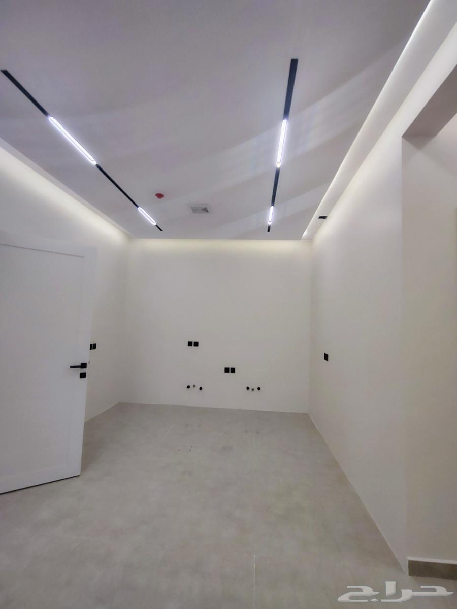 3 bedroom apartment in As Suwaidi Al Gharabi 2