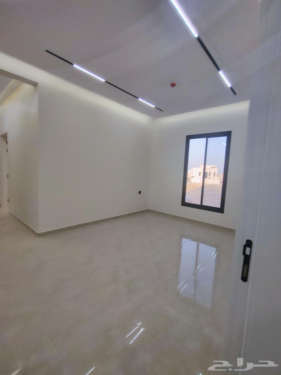3 bedroom apartment in As Suwaidi Al Gharabi 3
