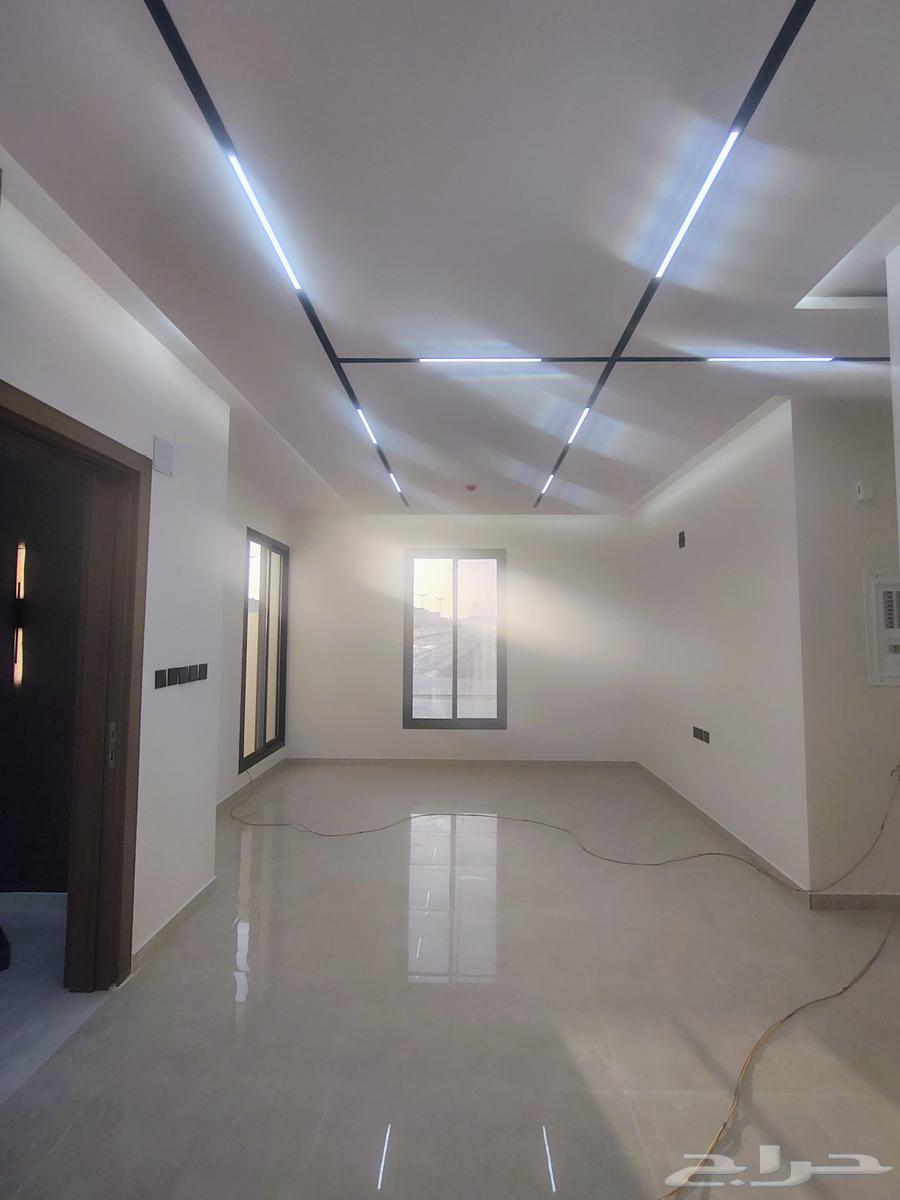 3 bedroom apartment in As Suwaidi Al Gharabi 4