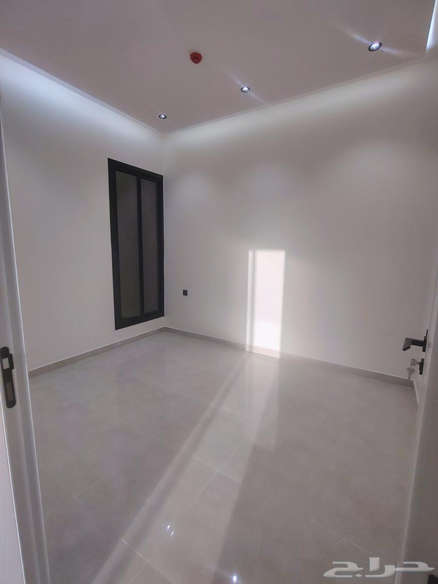 3 bedroom apartment in As Suwaidi Al Gharabi 6