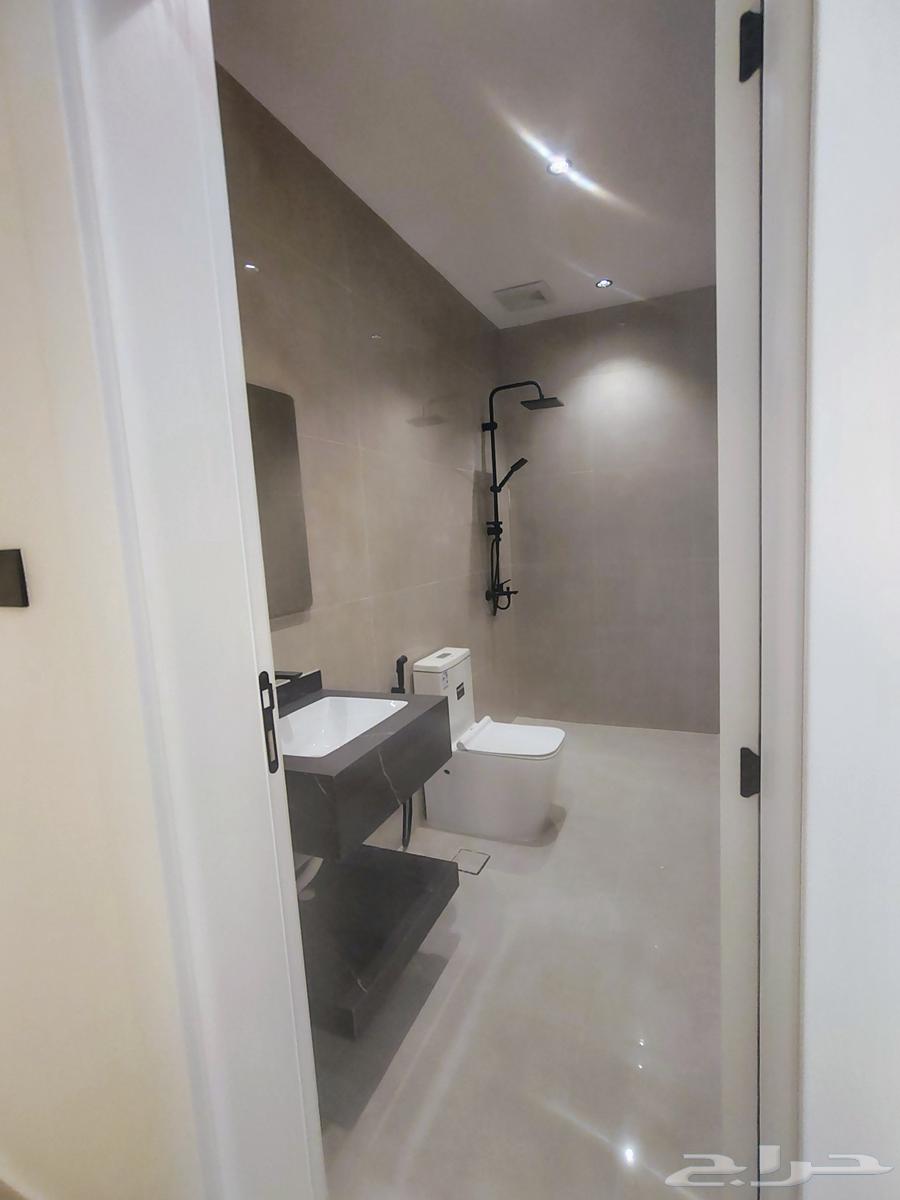 3 bedroom apartment in As Suwaidi Al Gharabi 8