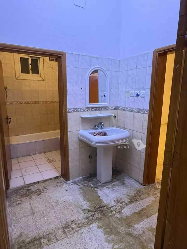 5 bedroom apartment in Ar Rassaas, Khamis Mushait 10