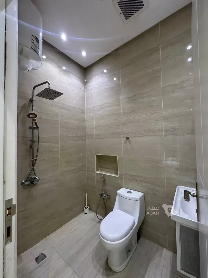2 bedroom apartment in Irqah, Riyadh 20