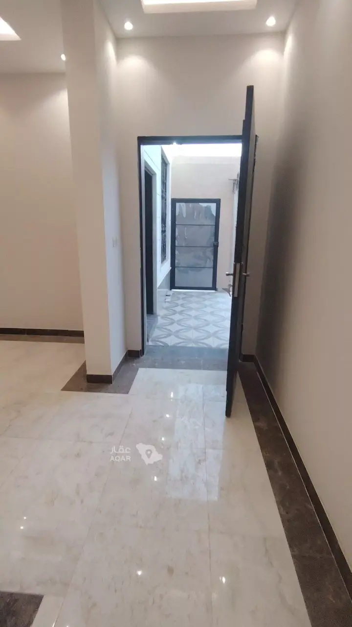3 bedroom villa in Al Rimal, Riyadh 14