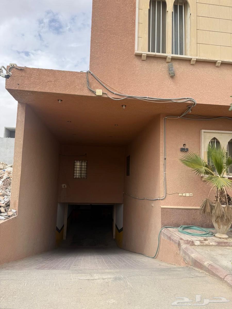4 bedroom apartment in Al Malqa 3
