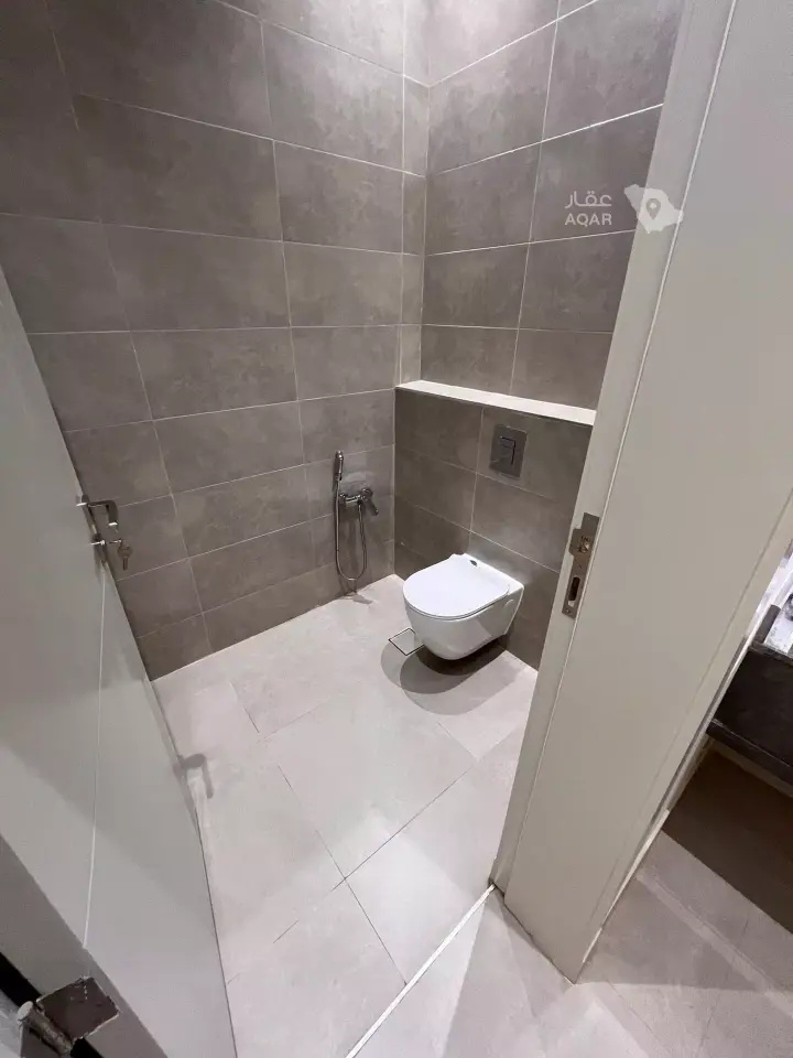 3 bedroom apartment in Al Munsiyah, Riyadh 6