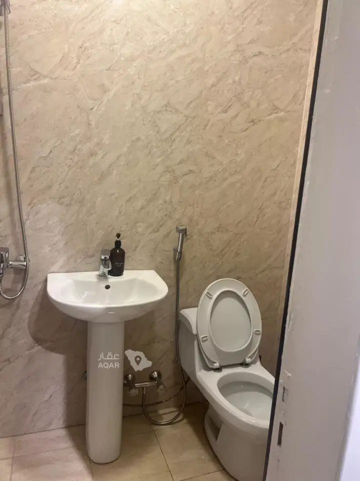 3 bedroom apartment in Hittin, Riyadh 4