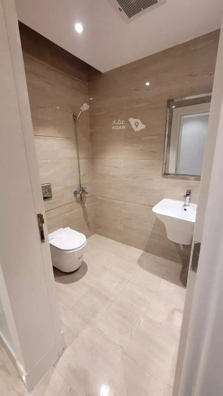 3 bedroom apartment in At Taawon, Riyadh 11