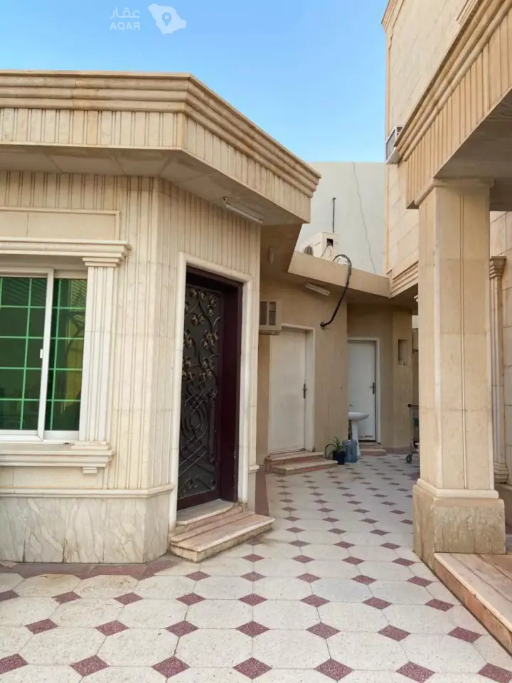 5 bedroom villa in Al Andalus, Riyadh 6