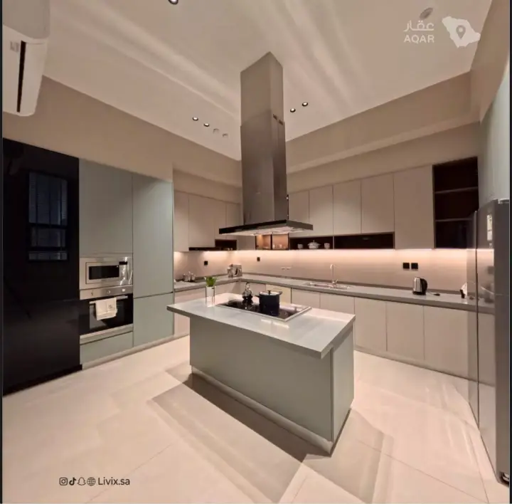 5 bedroom villa in Abhur North, Jeddah 5