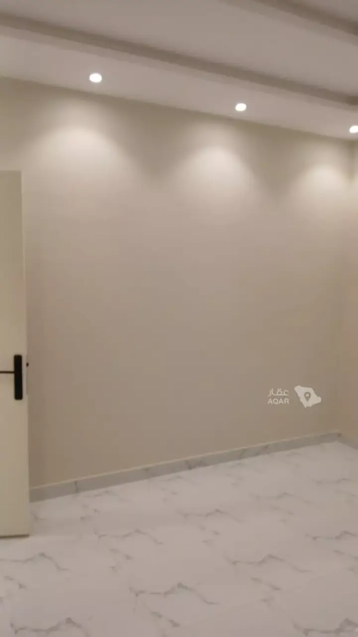 3 bedroom apartment in Al Wahah, Jeddah 10