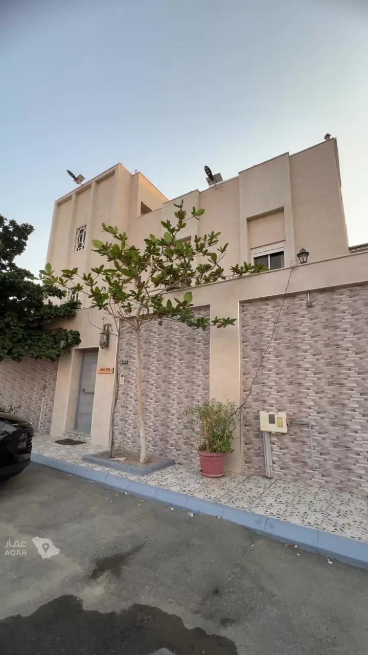 4 bedroom villa in Abhur North, Jeddah 2