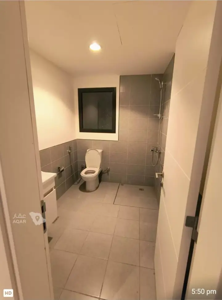 5 bedroom apartment in Al Hamdaniyah, Jeddah 6