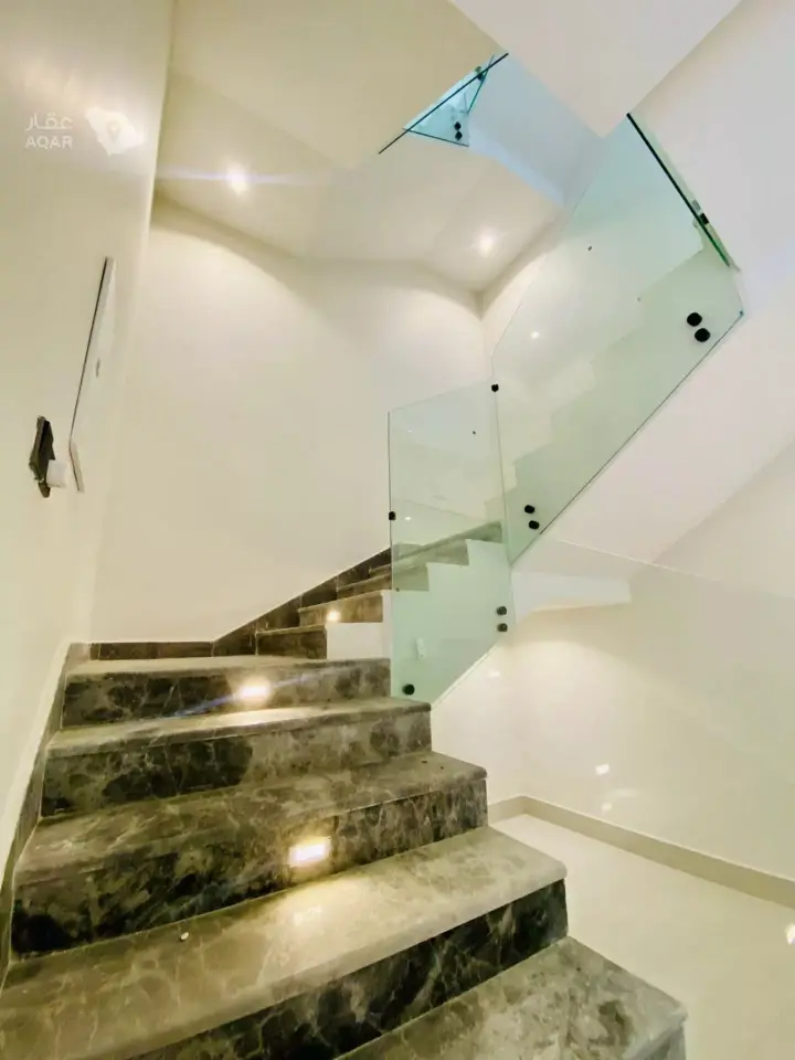 3 bedroom villa in Al Mahdiyyah, Riyadh 24