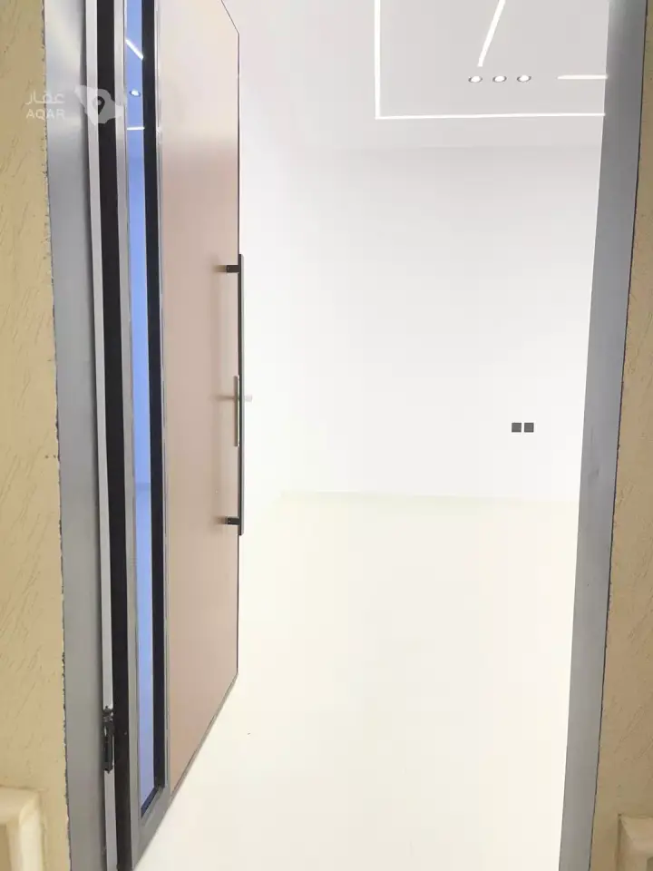 3 bedroom apartment in Dhahrat Namar, Riyadh 2