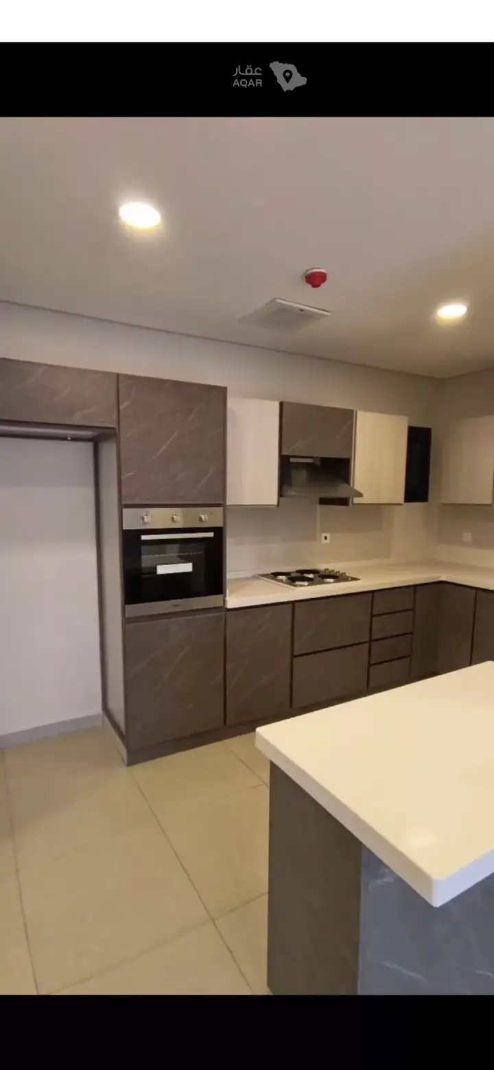 5 bedroom apartment in Al Hamdaniyah, Jeddah 5