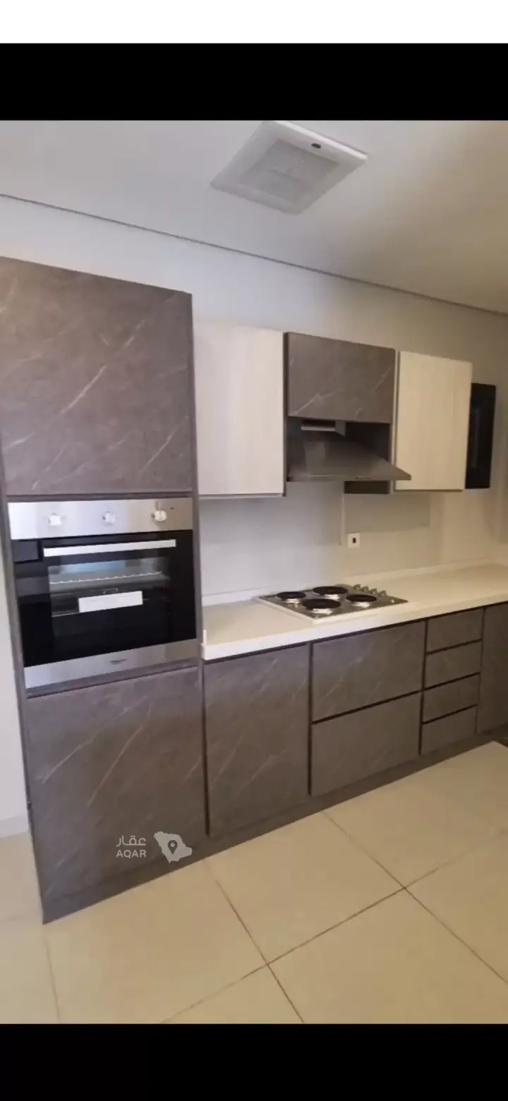 5 bedroom apartment in Al Hamdaniyah, Jeddah 8