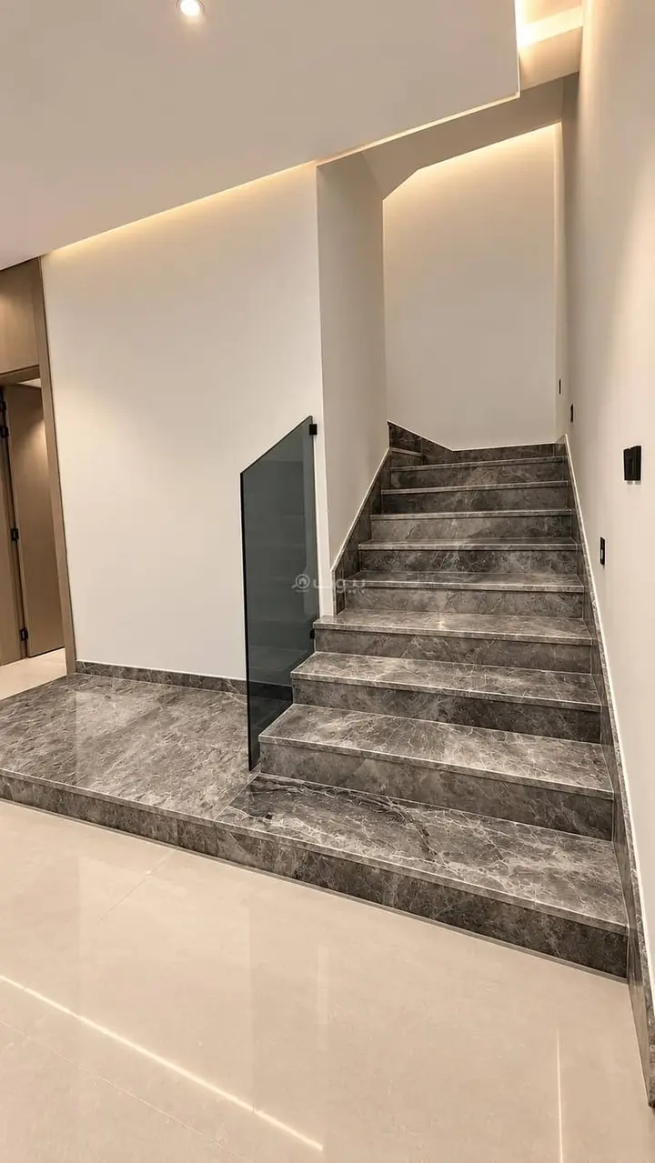 3 bedroom villa in Al Malqa, Riyadh 8